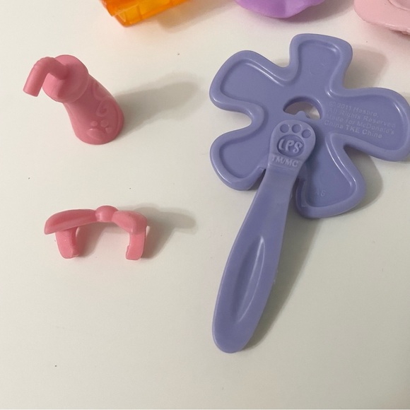 LPS Littlest Pet Shop Accessories - Picture 7 of 10